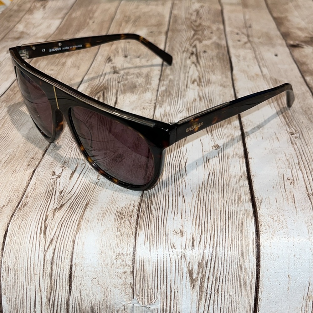 BALMAIN Tortoise Shell Sunglasses BL 2105
